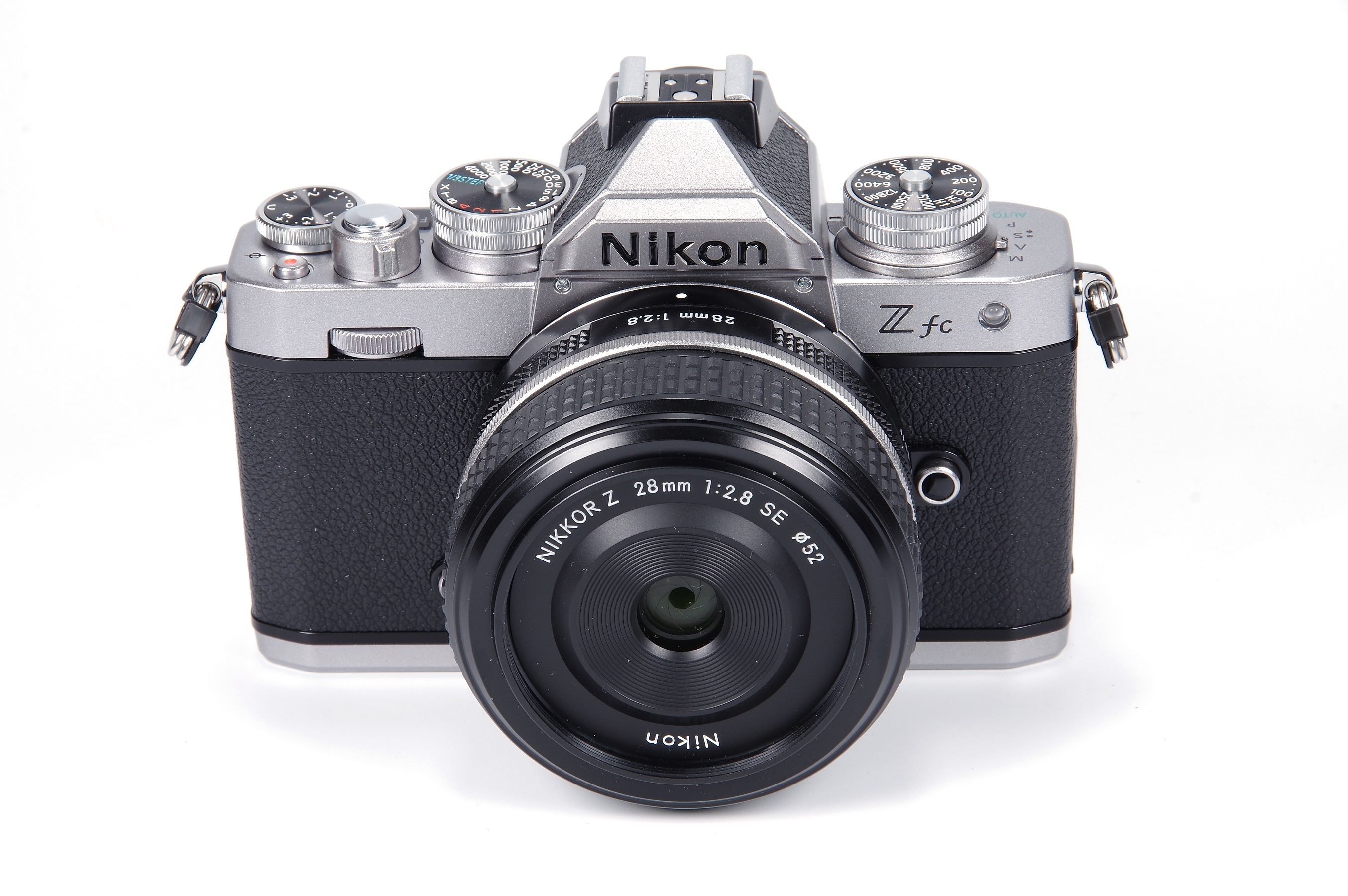 Nikon F-601 QUARTZ DATE フィルムカメラ修理 | 東京カメラリペア